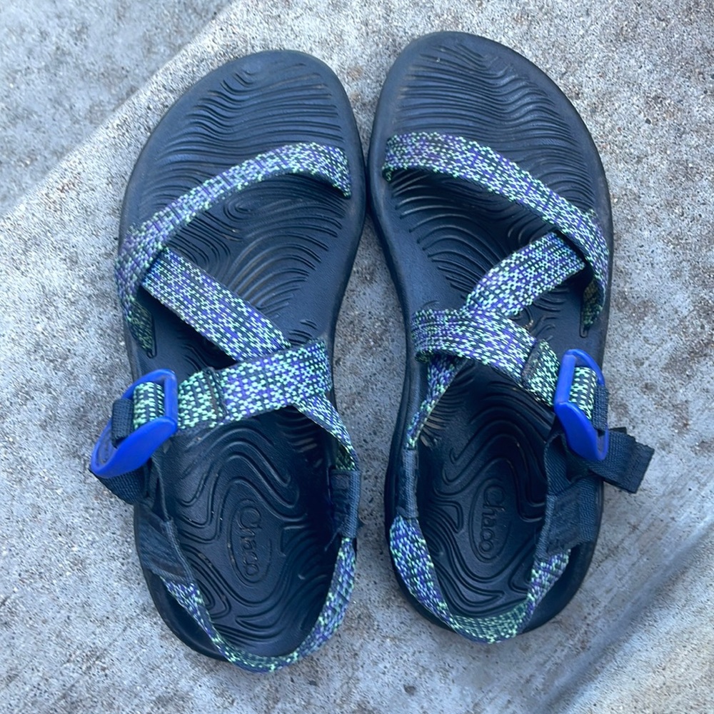 Purple blue Chacos women’s 7